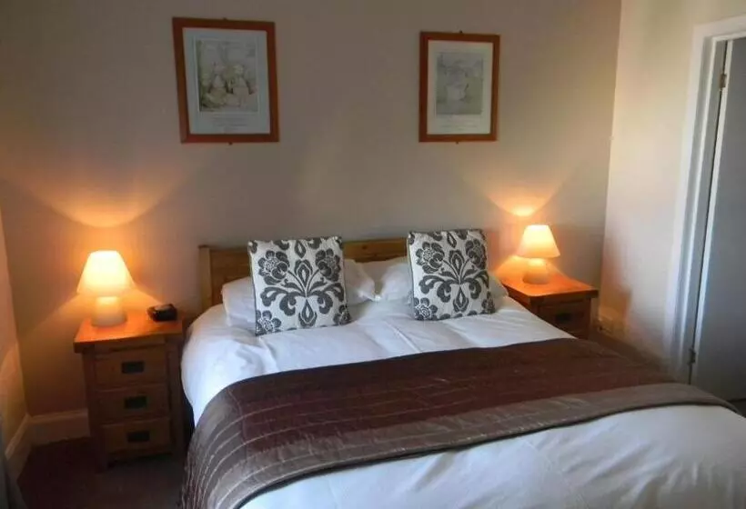 Majatalo Harbour Lights Guesthouse