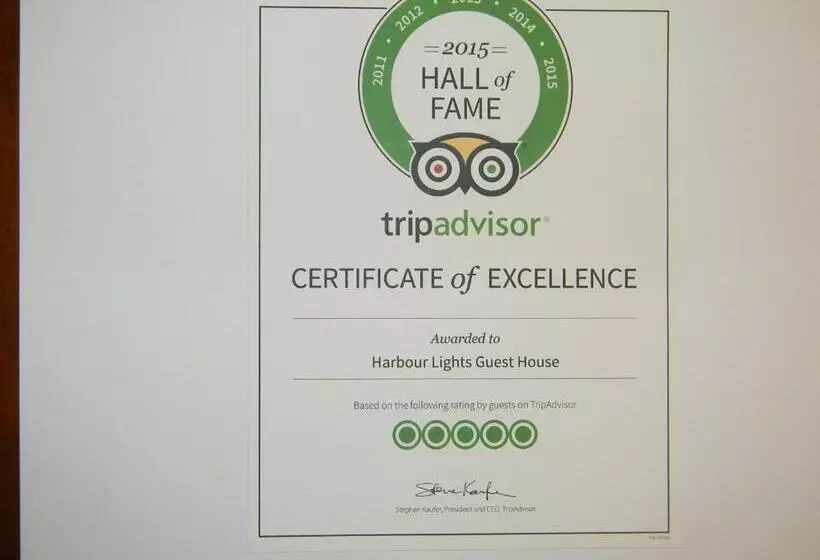 Majatalo Harbour Lights Guesthouse