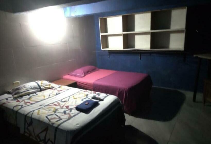 פנסיון Hostal Casa De Los Virreyes