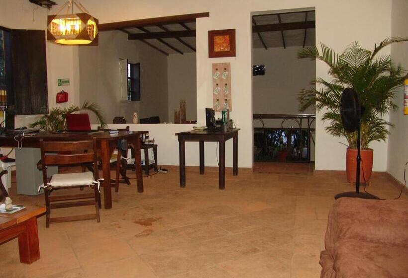 פנסיון Hostal Casa De Los Virreyes