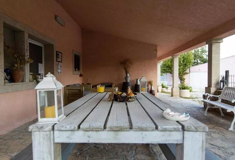 Majatalo Refugio No Campo   Al 1683