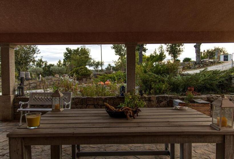 Пансион Refugio No Campo Al 1683