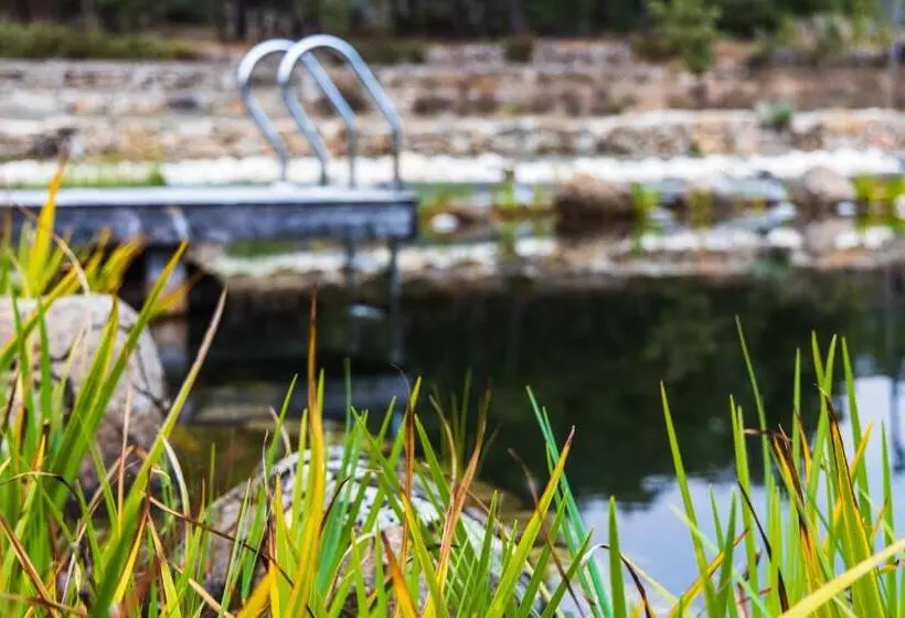 Majatalo Refugio No Campo   Al 1683