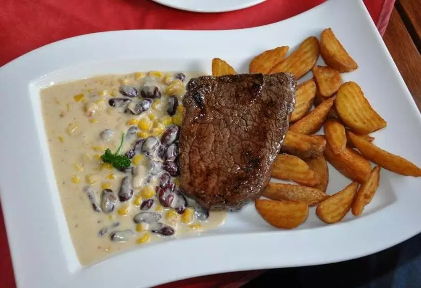 Steakhouse & Pension Crazy Horse