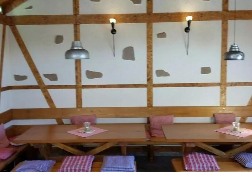 ユースホステル Zuwälder Stüble