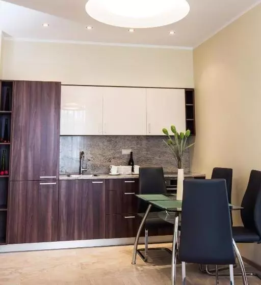 Katrin Apartments