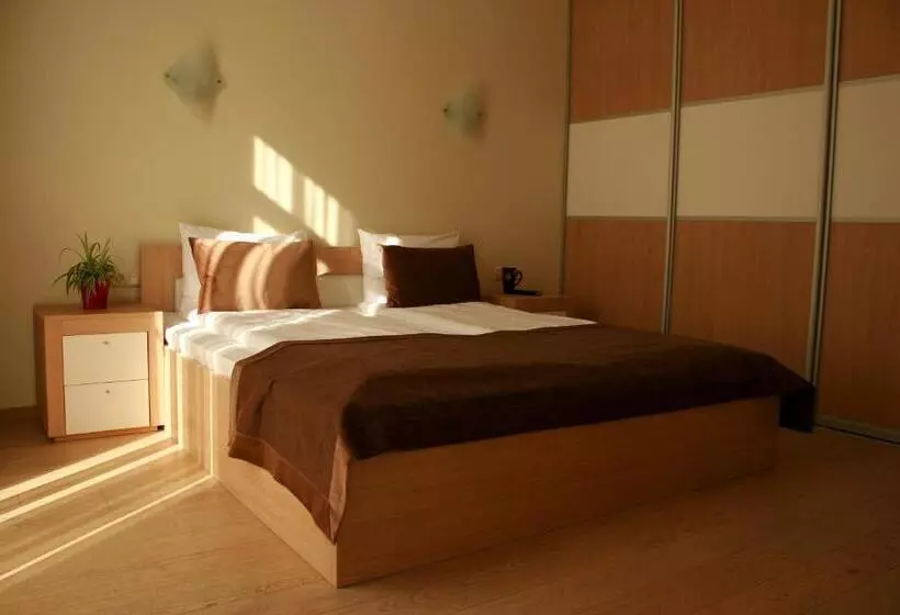Katrin Apartments