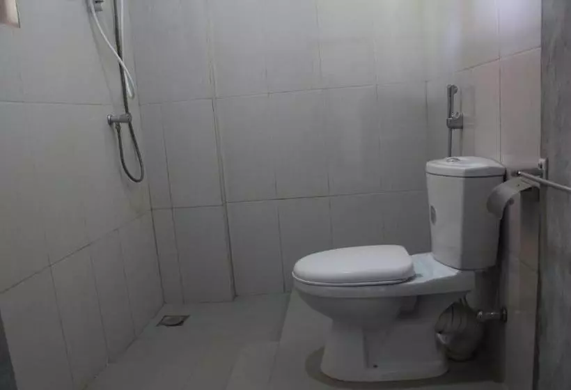 ユースホステル Guruge Villa Habarana