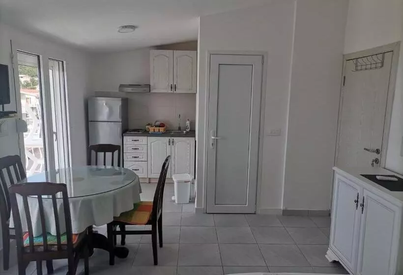 پانسیون Apartments Stevanovic