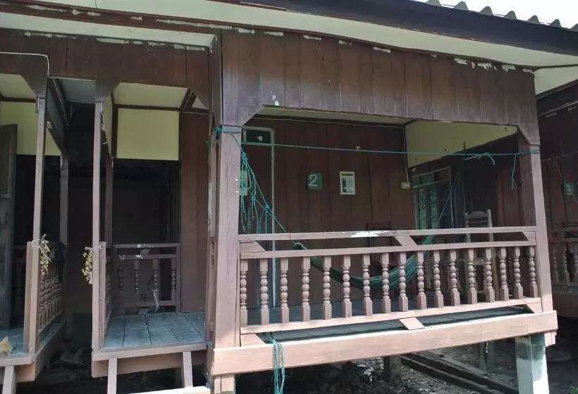 پانسیون Dalom Guesthouse