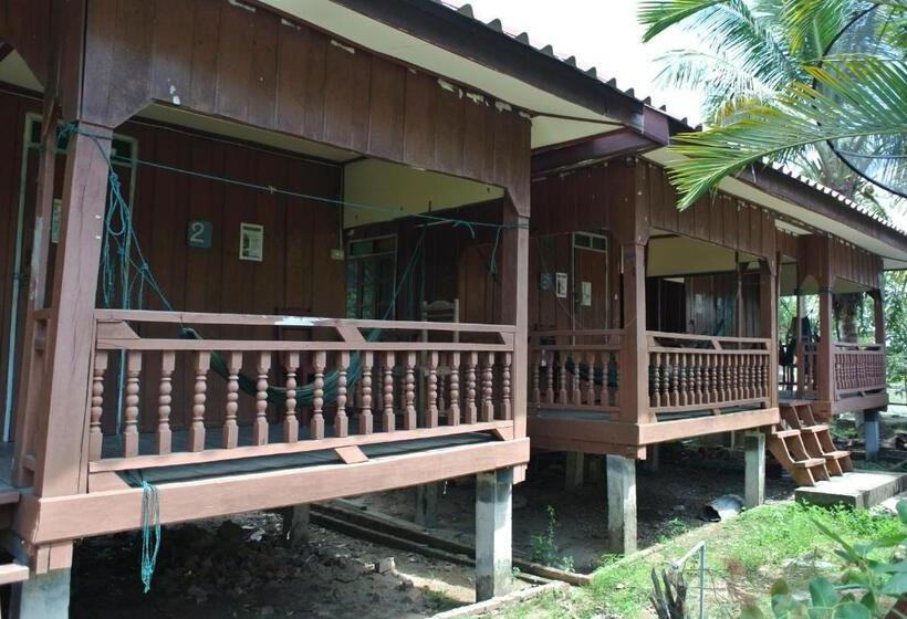 پانسیون Dalom Guesthouse