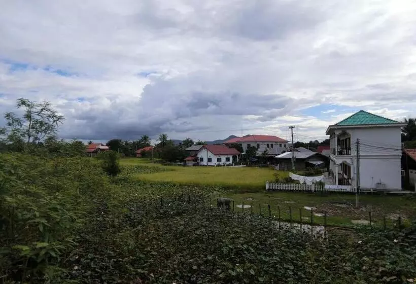 پانسیون Dalom Guesthouse