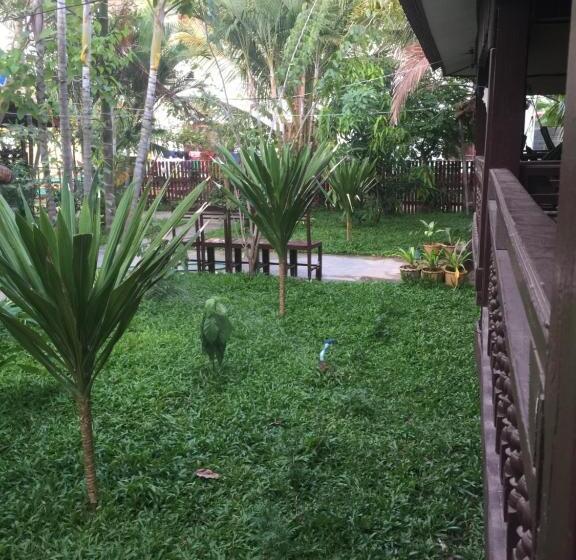 پانسیون Dalom Guesthouse