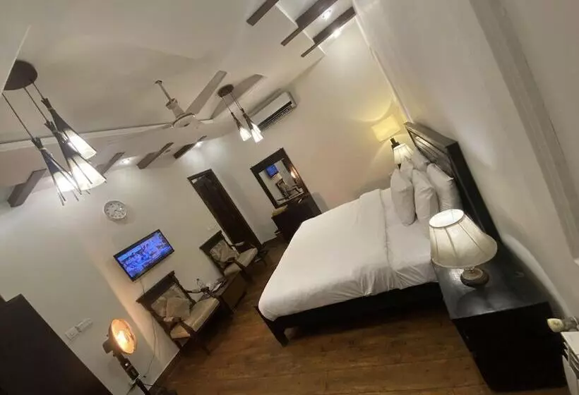 پانسیون Harvey S Guest House