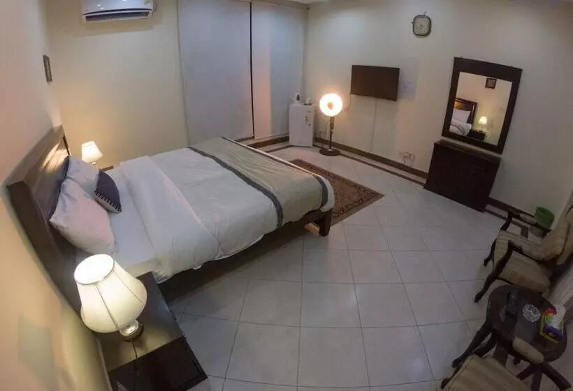 پانسیون Harvey S Guest House