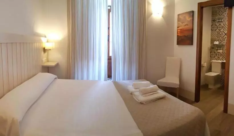 Majatalo Hostal La Fonda