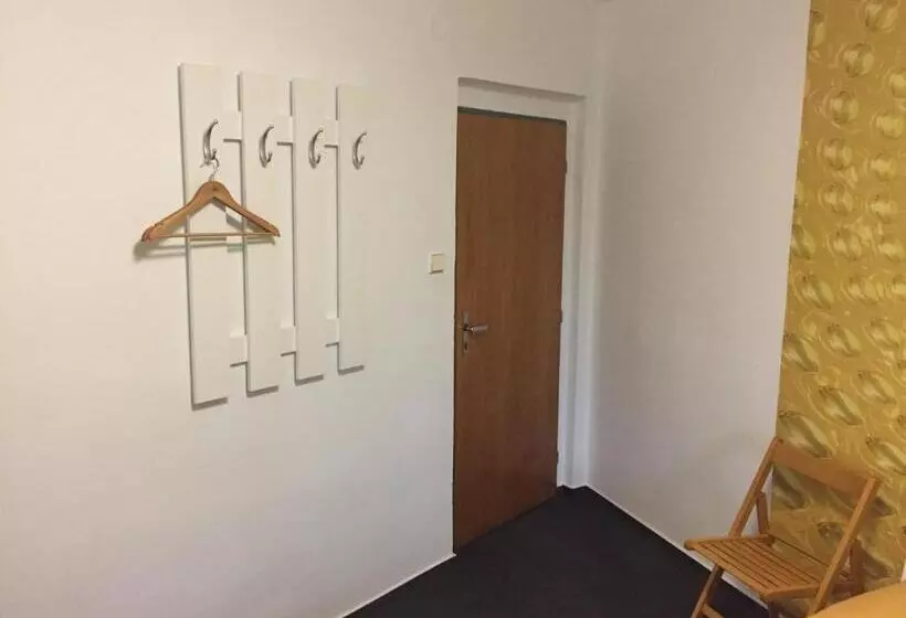 ペンション Penzion Eden Turnov