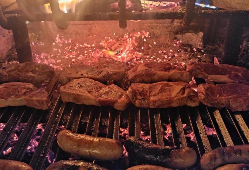 Pension Parrilla Casa Vicente