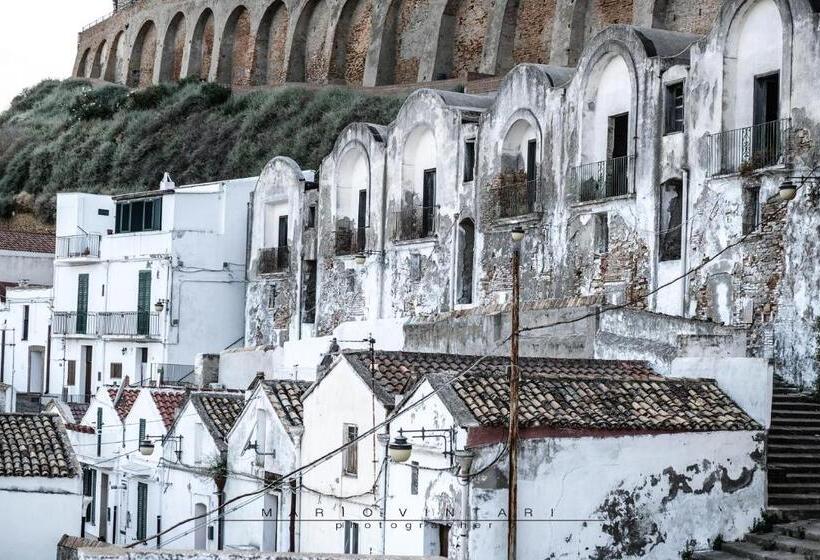 בית מלון כפרי Fontana La Pietra