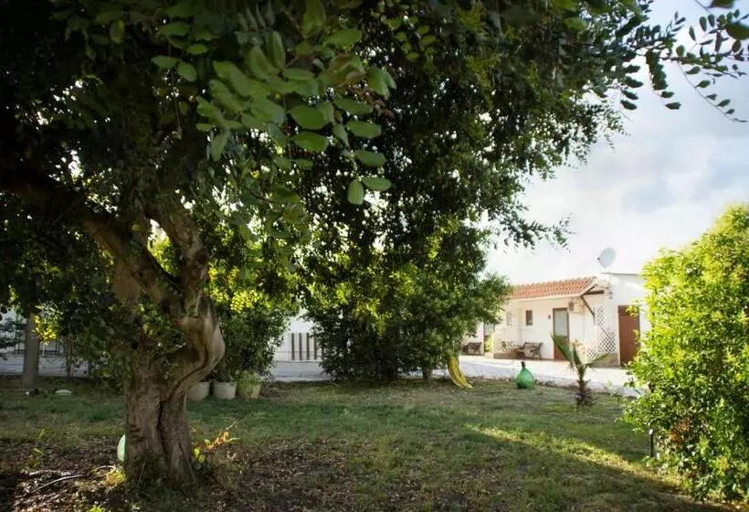 Hotelli Fontana La Pietra