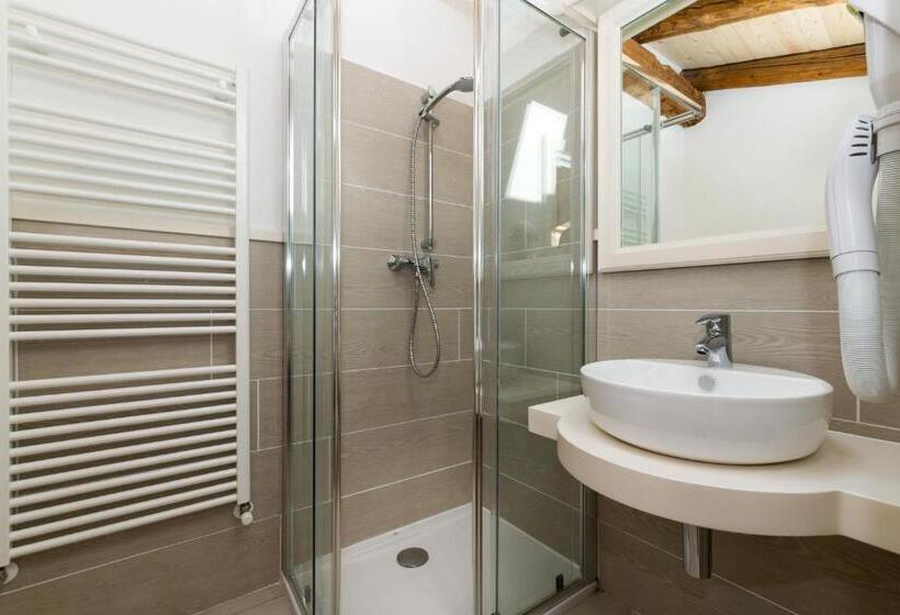 ペンション Colle Ameno Room And Breakfast