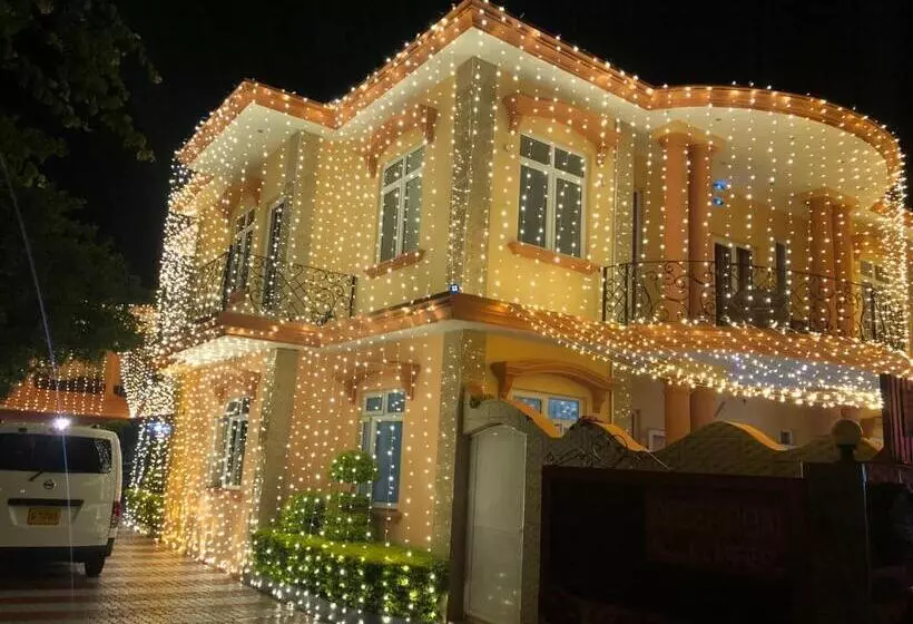 پانسیون Niv Villa