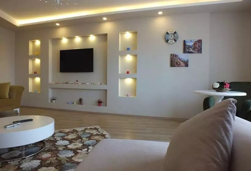 Yomra Residence