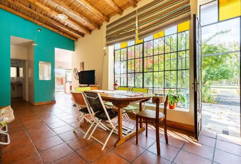 ユースホステル Avalenn, Casa De Campo
