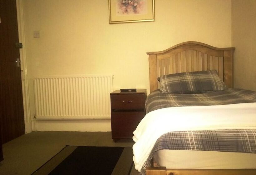 ユースホステル Meldrum Arms