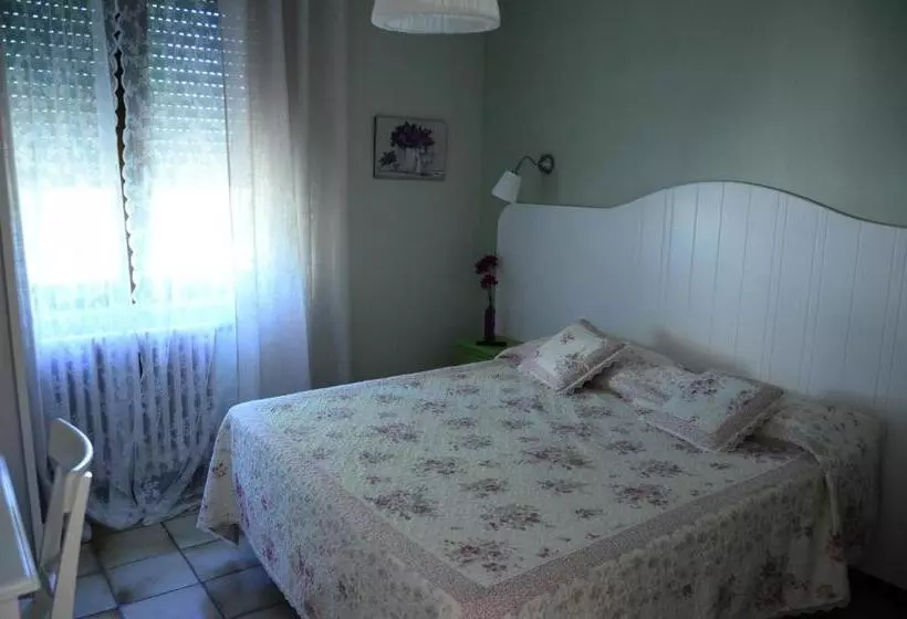 هتل Agriturismo Valle Verde