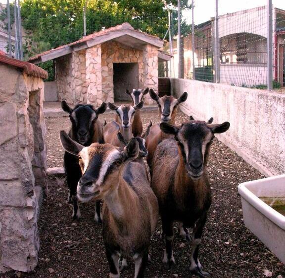 هتل Agriturismo Valle Verde