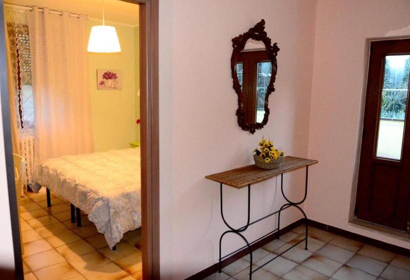 هتل Agriturismo Valle Verde