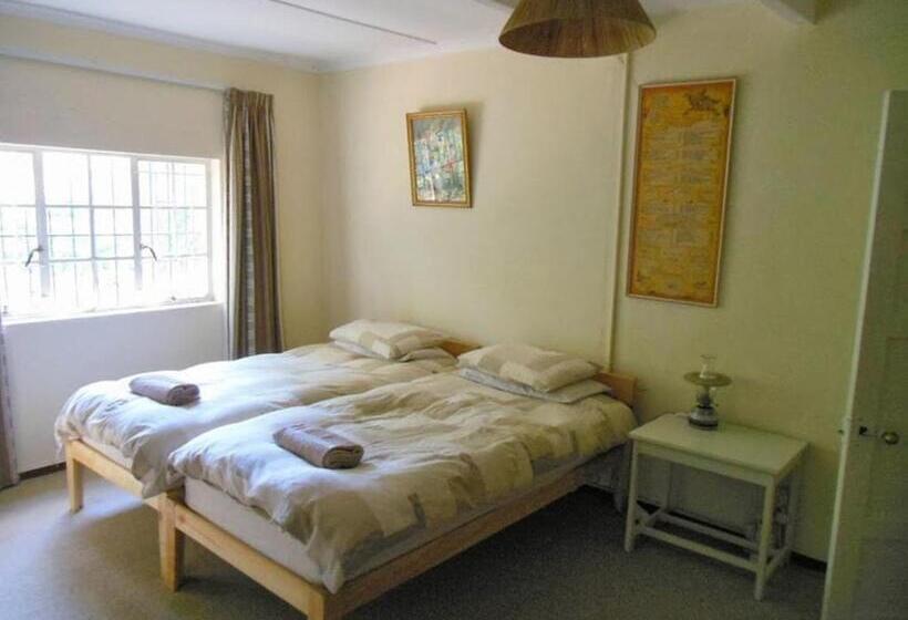 فندق Klondyke Cherry Farm