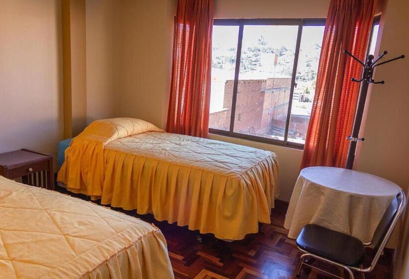 پانسیون Hostal Sonia