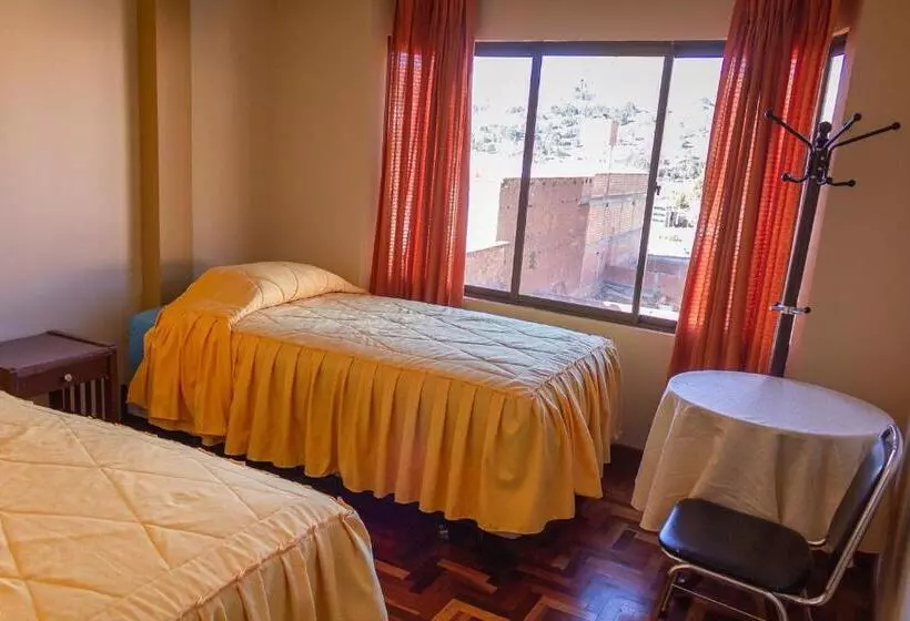 پانسیون Hostal Sonia