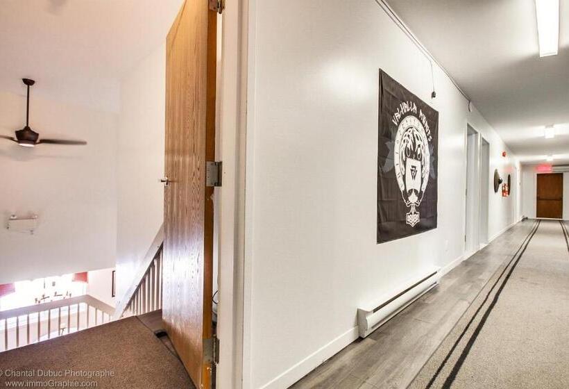 فندق صغير Auberge Motel Drakkar