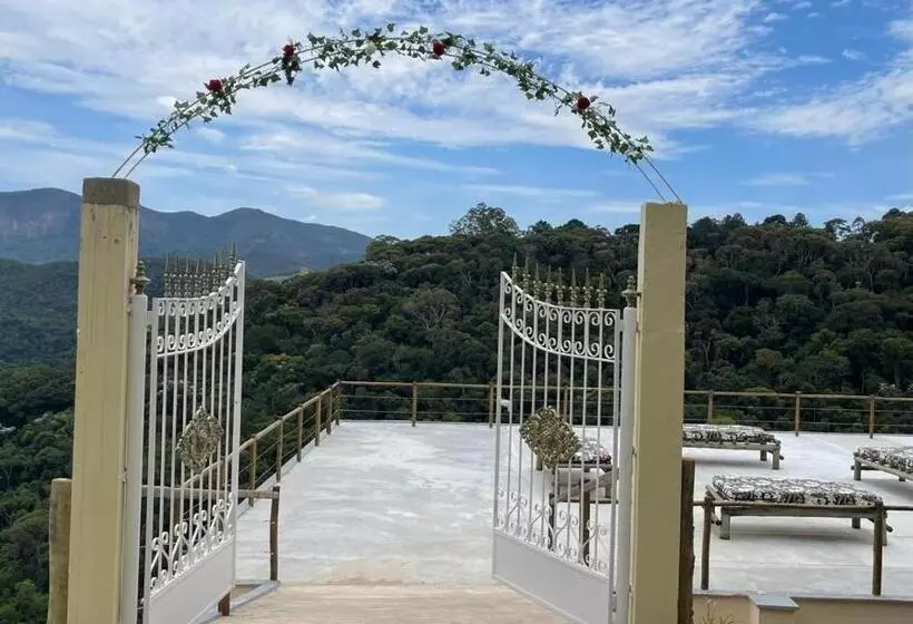 Majatalo Pousada R.n.c. Nosso Paraíso