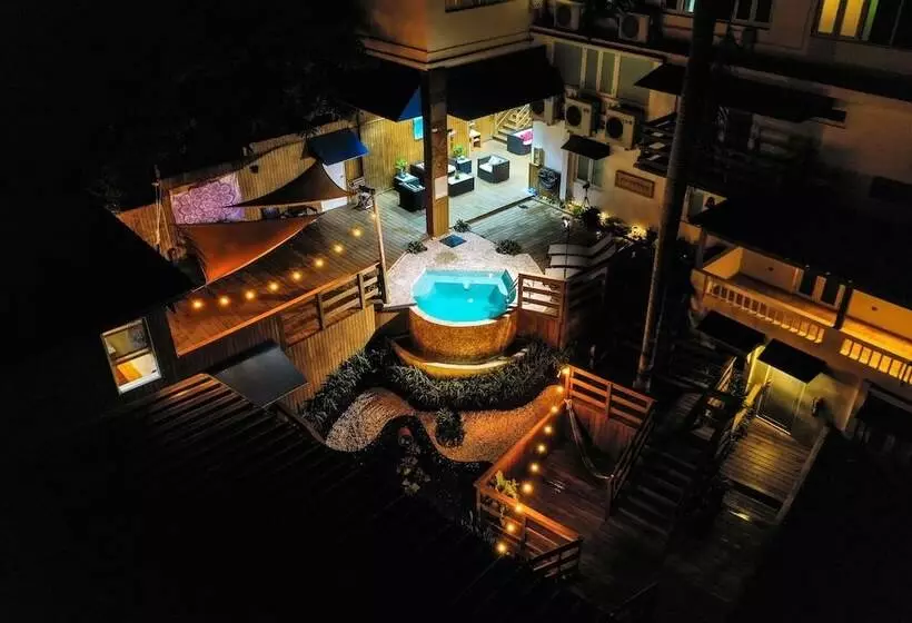 پانسیون Serenity Rincon Guesthouse