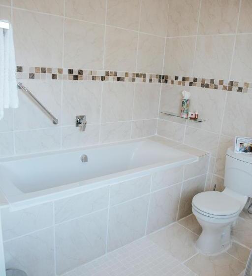 פנסיון The Symphony Guest House