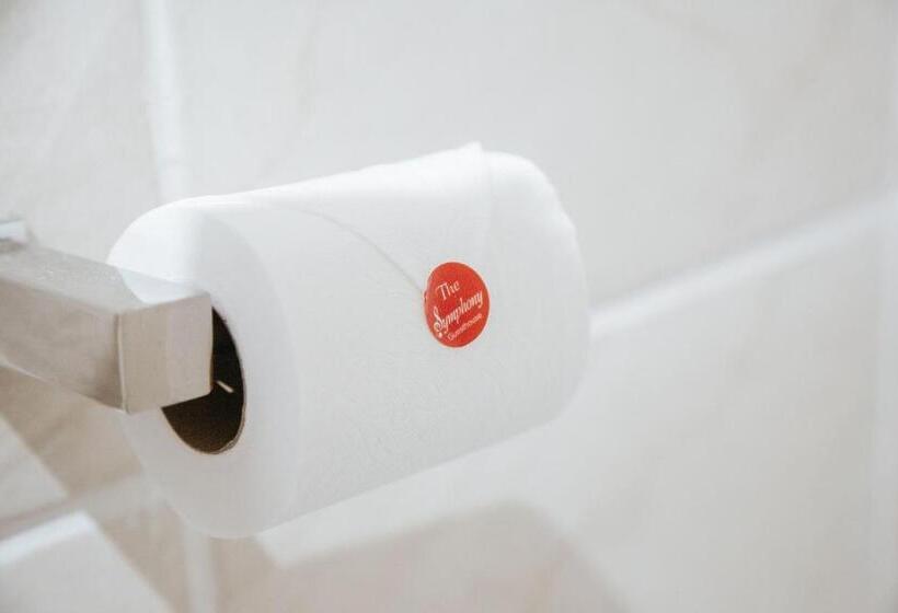 פנסיון The Symphony Guest House