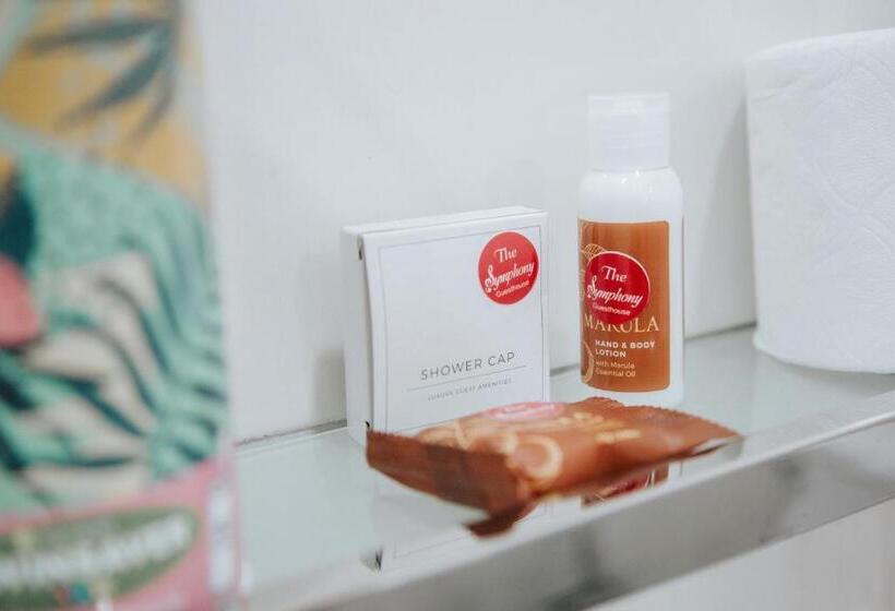 פנסיון The Symphony Guest House