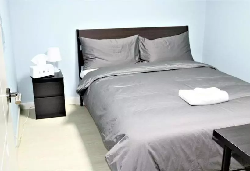 پانسیون Korus Guesthouse