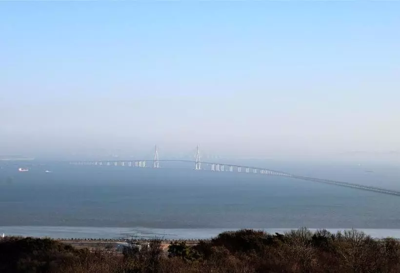 پانسیون Korus Guesthouse