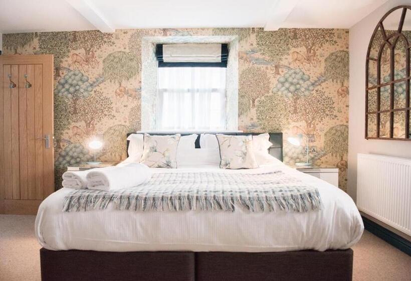 فندق Helen Browning's Royal Oak