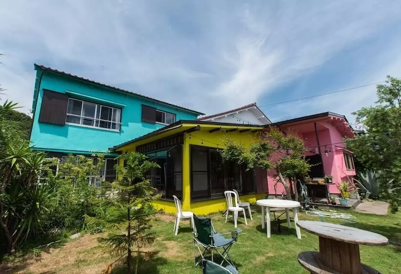 ペンション Cafe&guest House Kaede Hostel