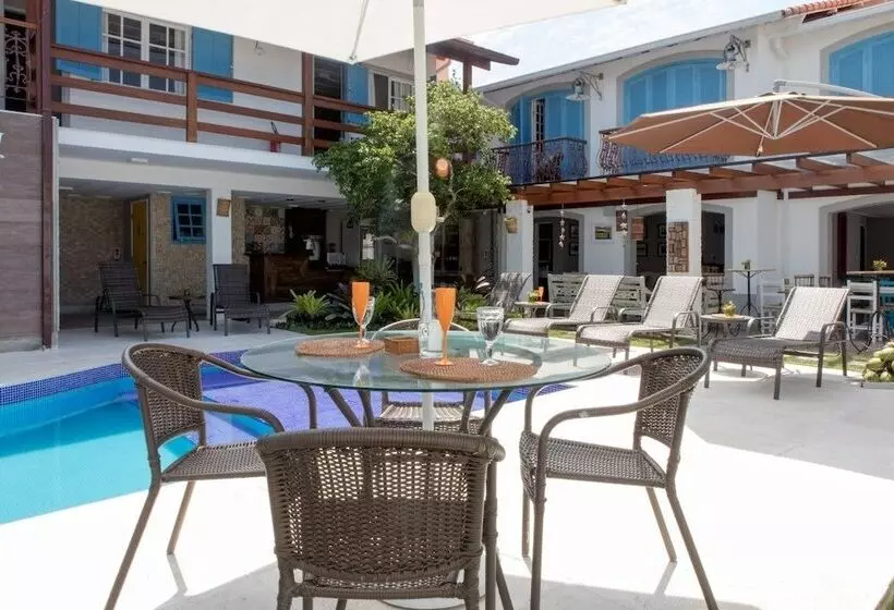 Majatalo Camboinhas Pousada Casa Das Janelas Azuis