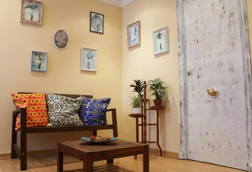 ペンション Hostal La Uva