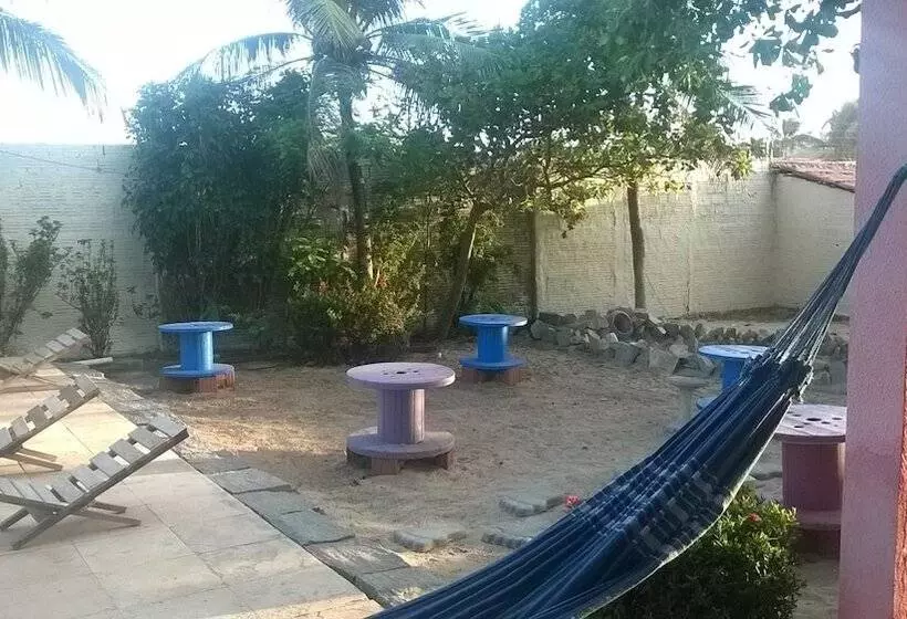 Majatalo Pousada Canto Dos Passaros