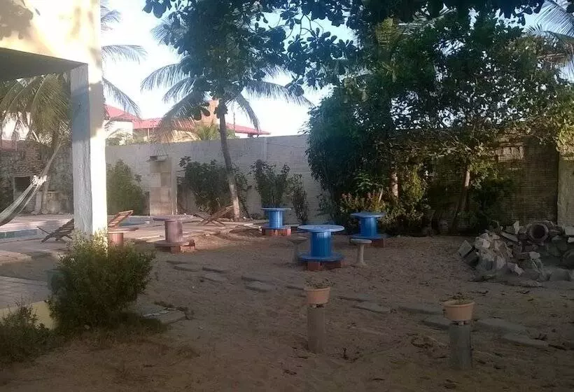 Majatalo Pousada Canto Dos Passaros