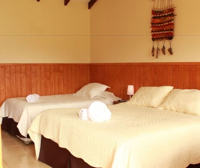 Herberge Hosteria Y Camping Del Bosque Pucón